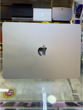 MacBook Air M4